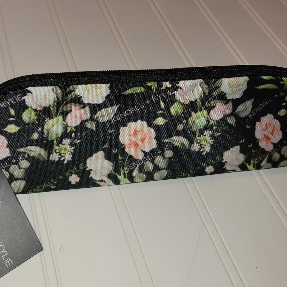 Kendall + Kylie Makeup Bag Set of 3 Cosmetic Pouches